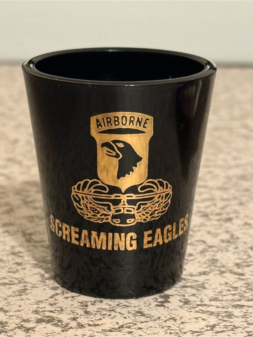 Black and Gold Ceramic Shot Glass-Screaming Eagles Airborne